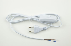 UCX-C12/01A-450 WHITE Сетевой шнур с вилкой и выключателем. 1А, 250Вт, 4,5м. Белый. ТМ Uniel,